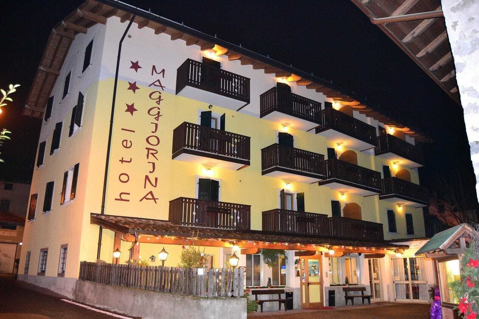 Albergo Maggiorina Беццекка Екстер'єр фото